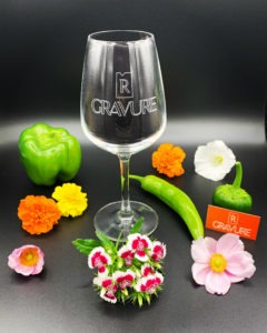 Gravure sur verre à vin