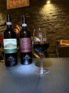 Gravure sur verre et bouteilles à vin