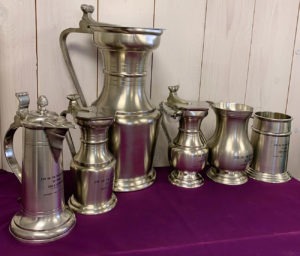 Gravure sur métal étain sur différentes tailles et types de channe