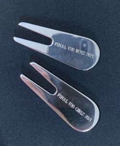 Gravure sur métal argent sur relève pitch